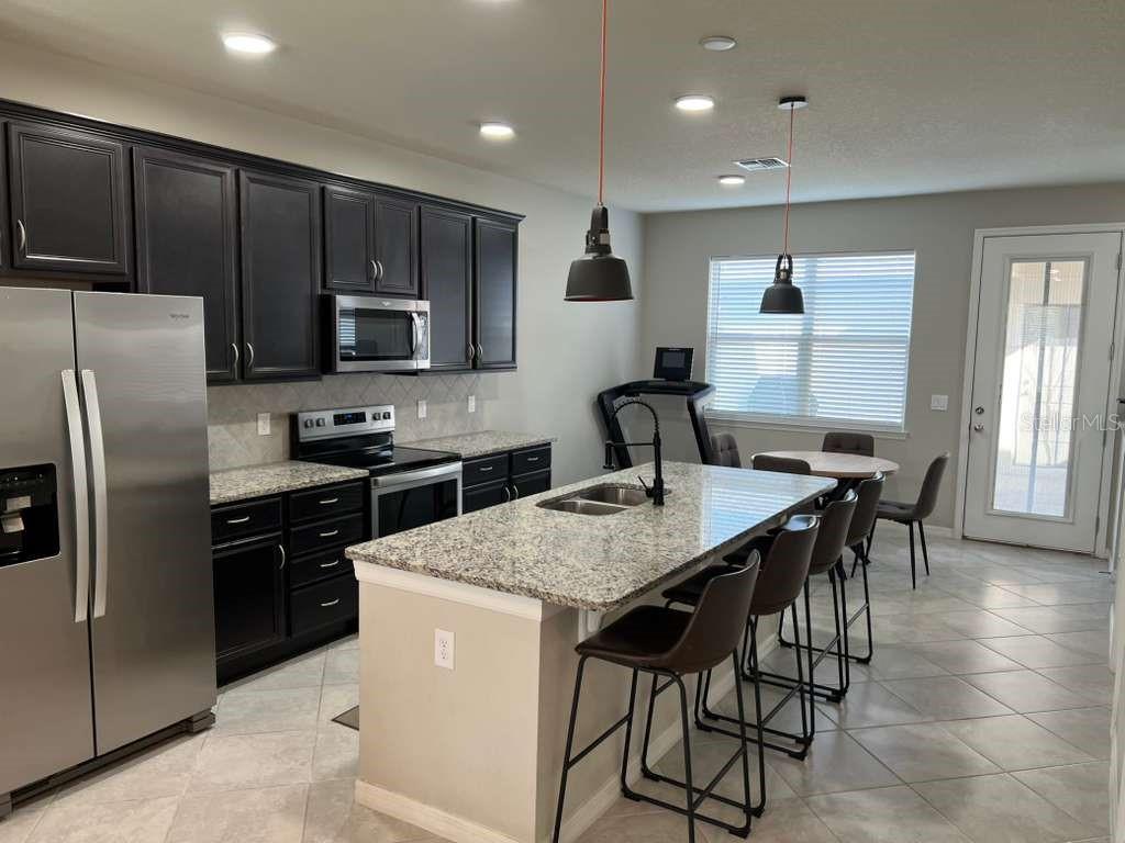 Image 7 of 40 For 2663 Mead Avenue