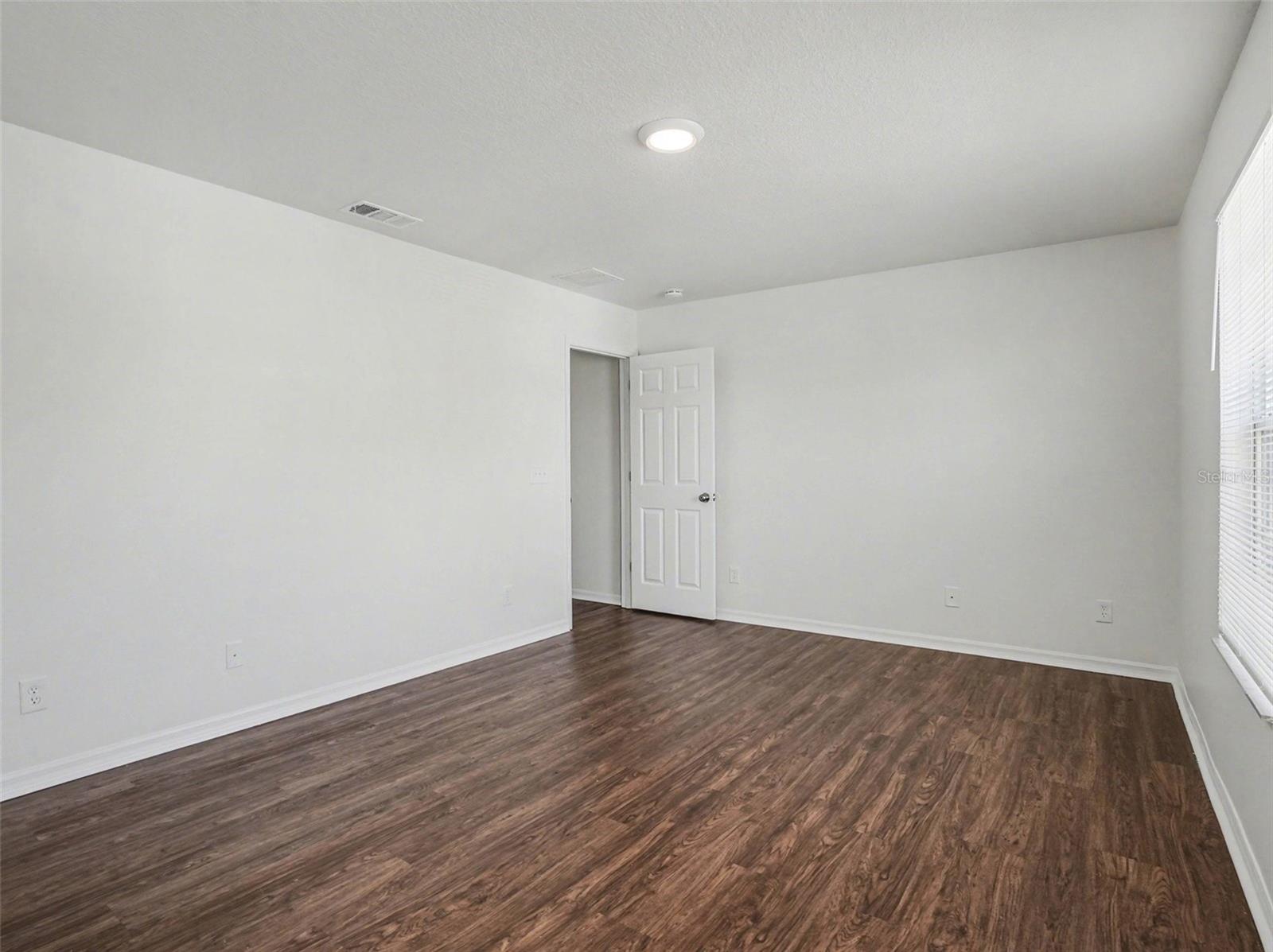 Image 9 of 27 For 15260 Perdido Drive