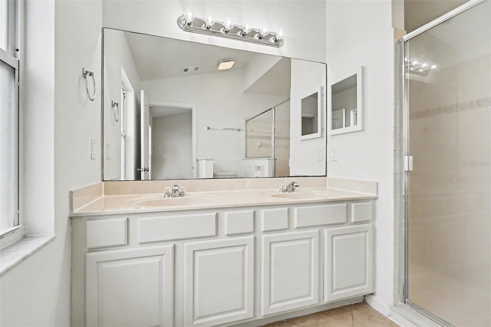 Image 11 of 15 For 2600 Deck Avenue