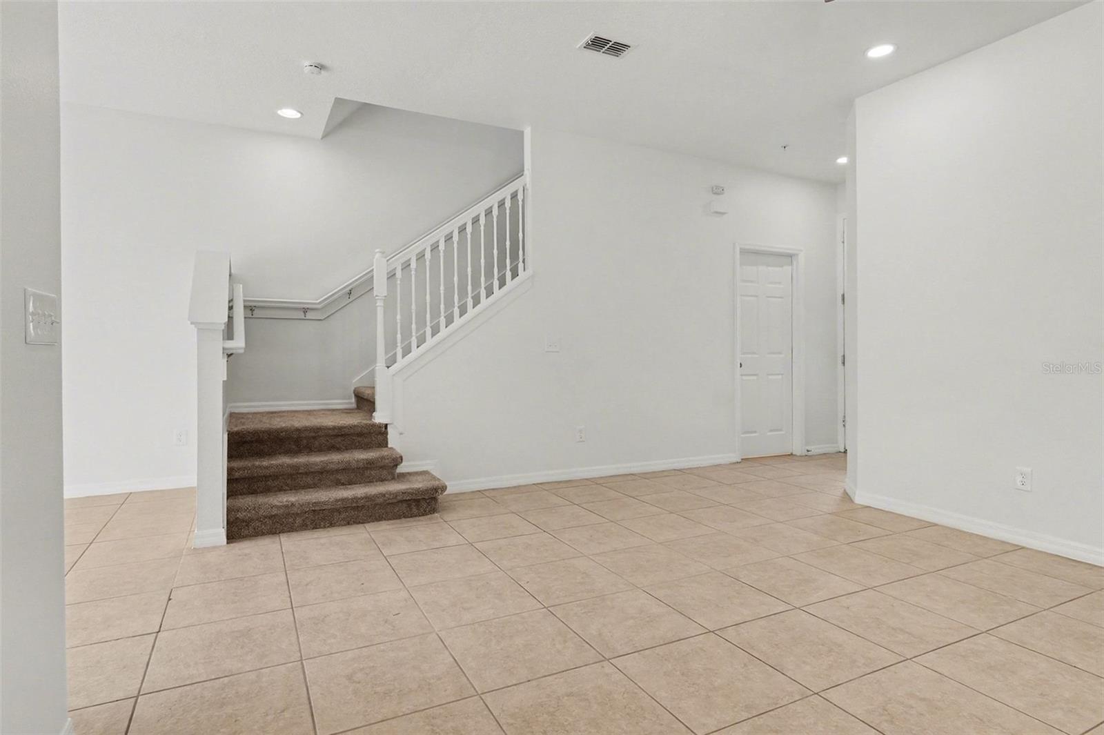 Image 5 of 16 For 16 Canterbury Bell Drive