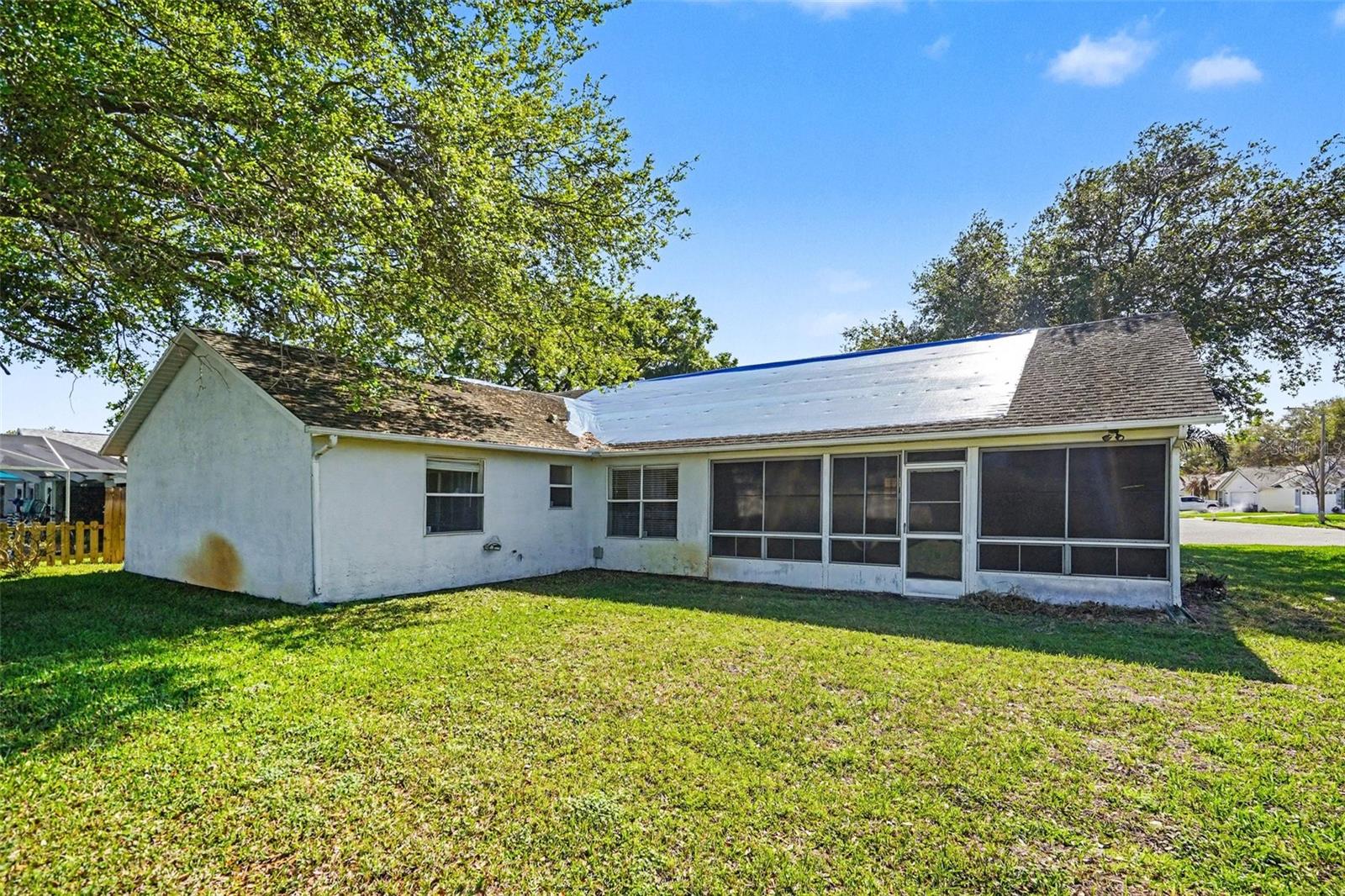 Image 24 of 25 For 3334 Lake View Circle