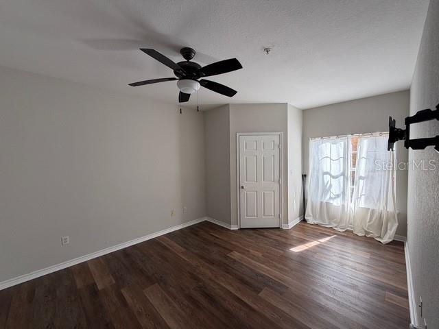 Image 18 of 26 For 4306 Bayside Village Drive 102