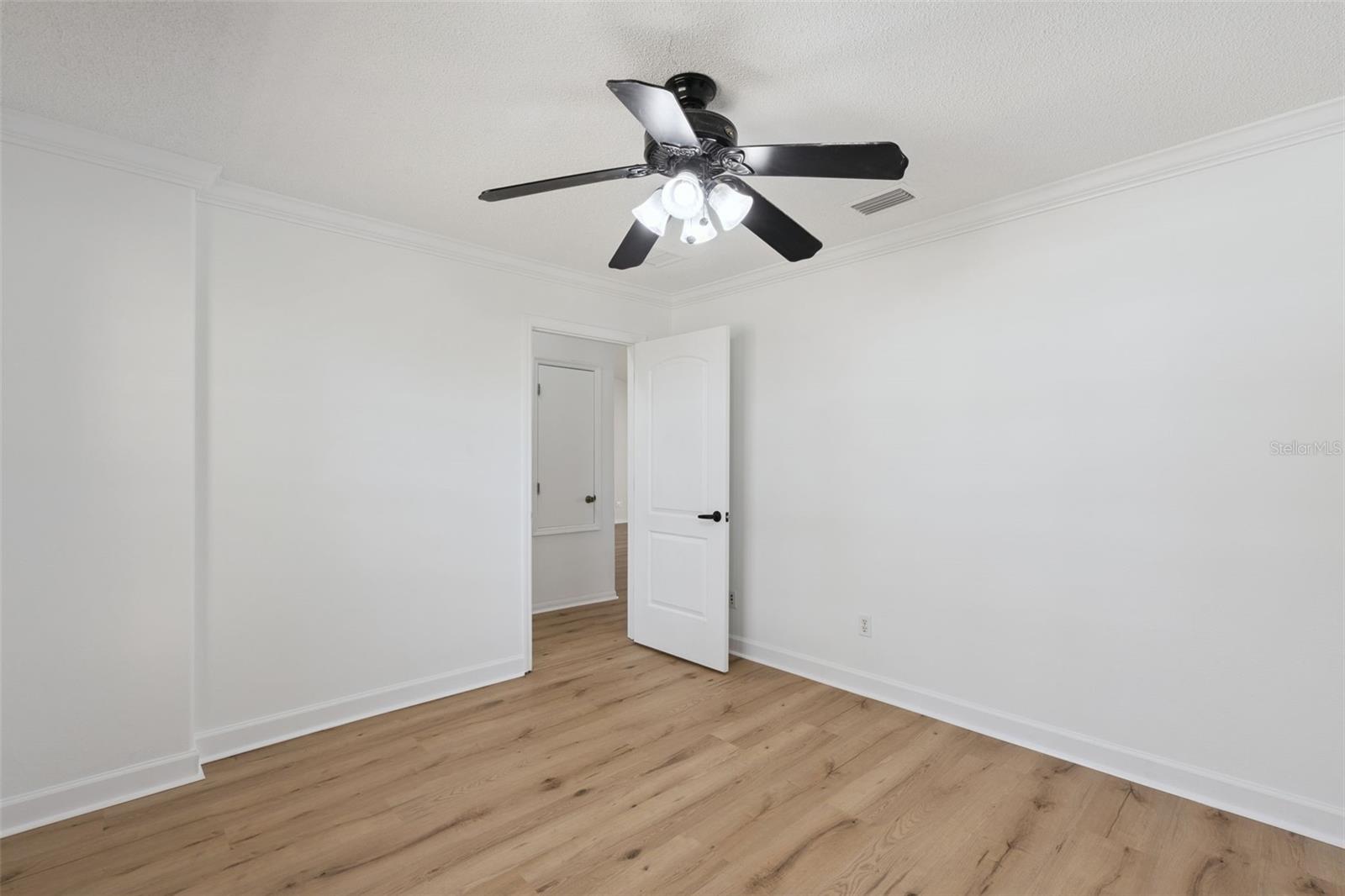 Image 22 of 41 For 13808 Riverpath Grove Drive