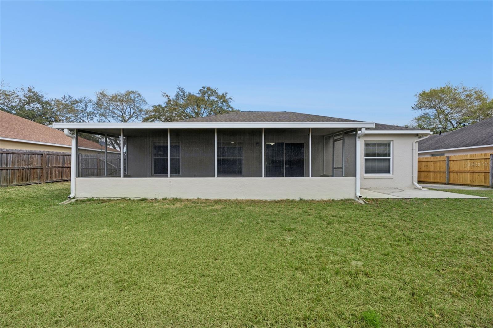 Image 27 of 41 For 13808 Riverpath Grove Drive