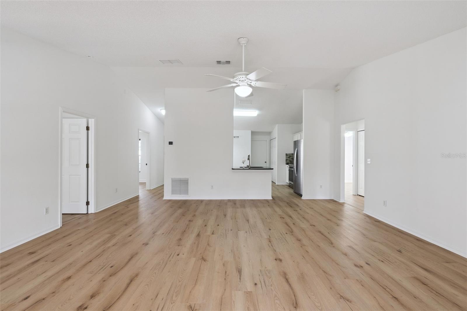 Image 4 of 41 For 13808 Riverpath Grove Drive