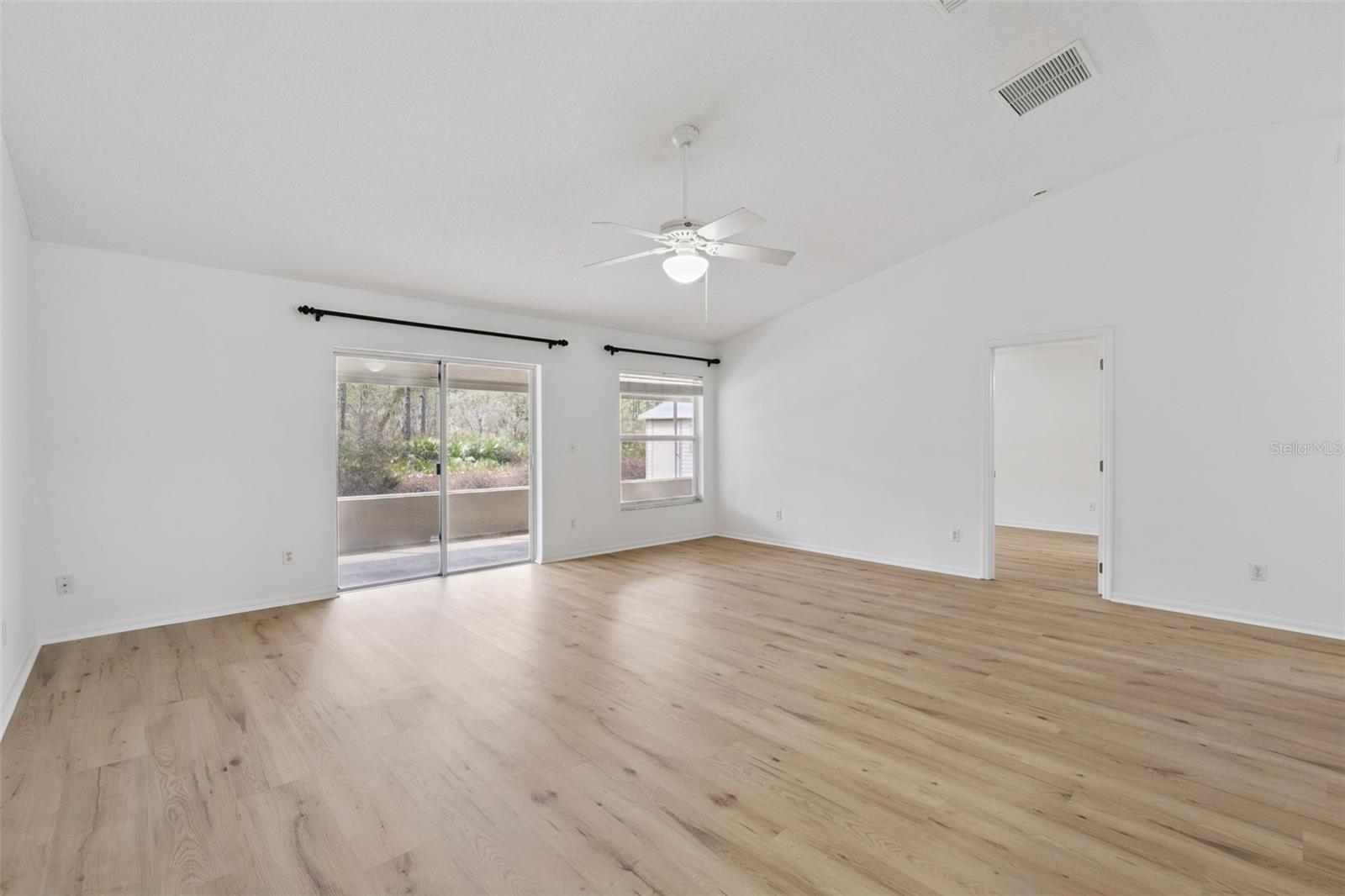 Image 5 of 41 For 13808 Riverpath Grove Drive