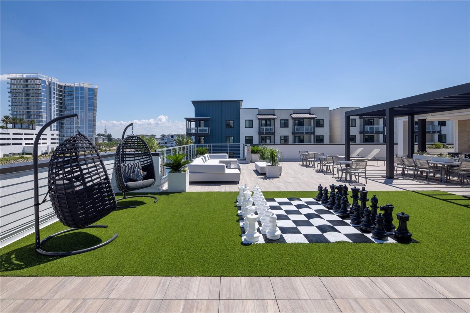 Image 15 of 68 For 5127 Tyson Avenue Th2