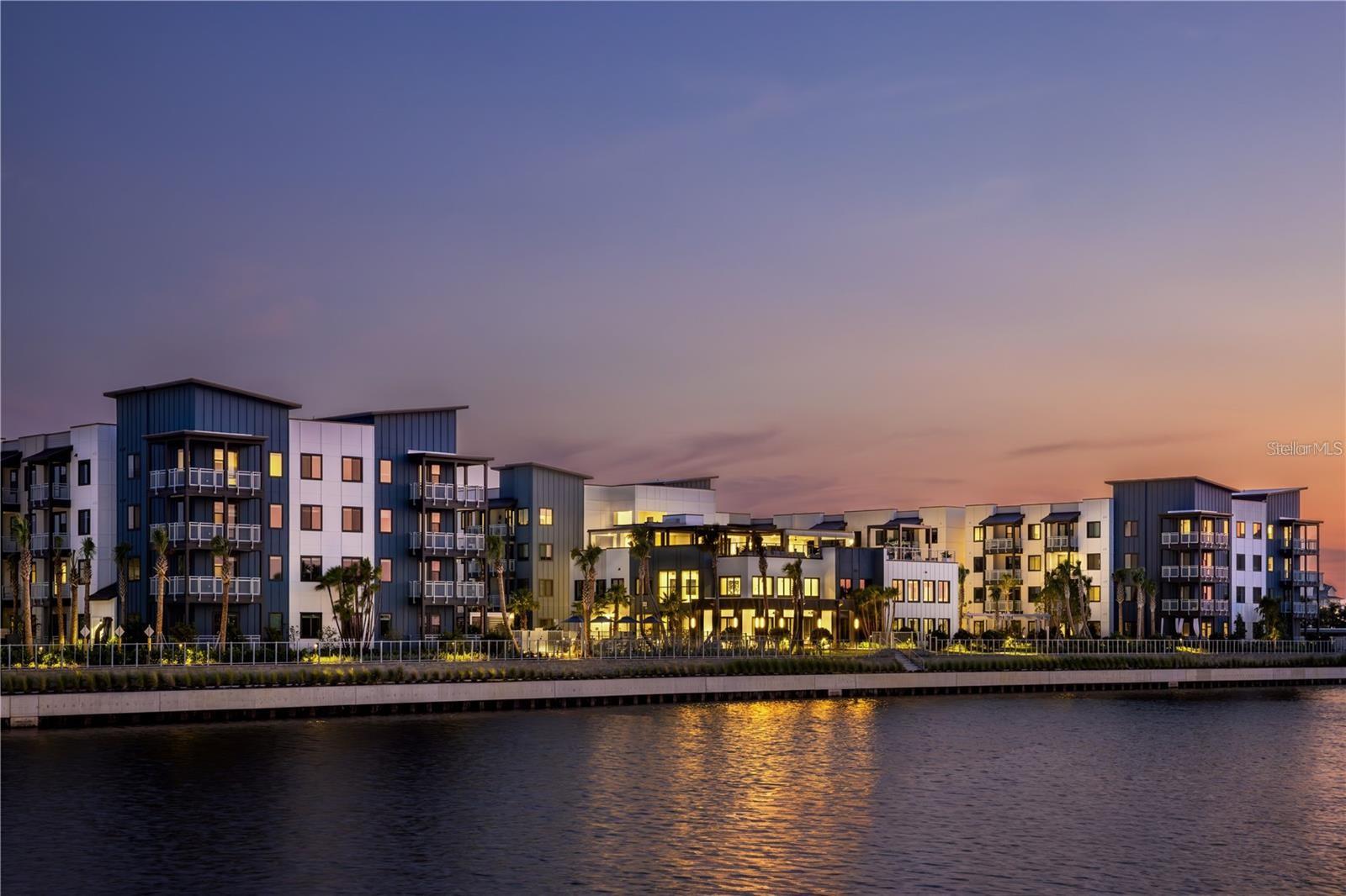 Image 32 of 68 For 5127 Tyson Avenue Th2