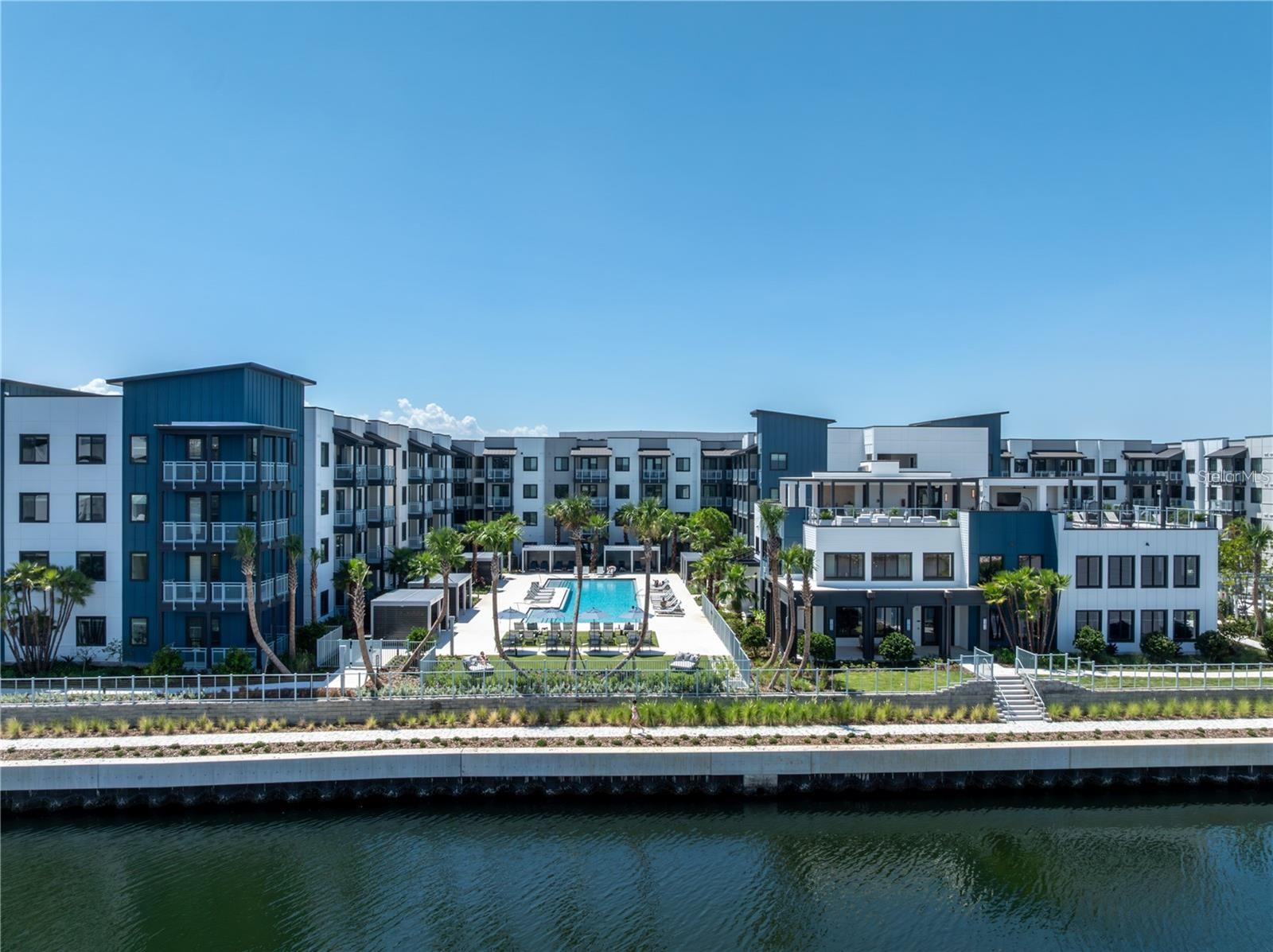 Image 37 of 68 For 5127 Tyson Avenue Th2