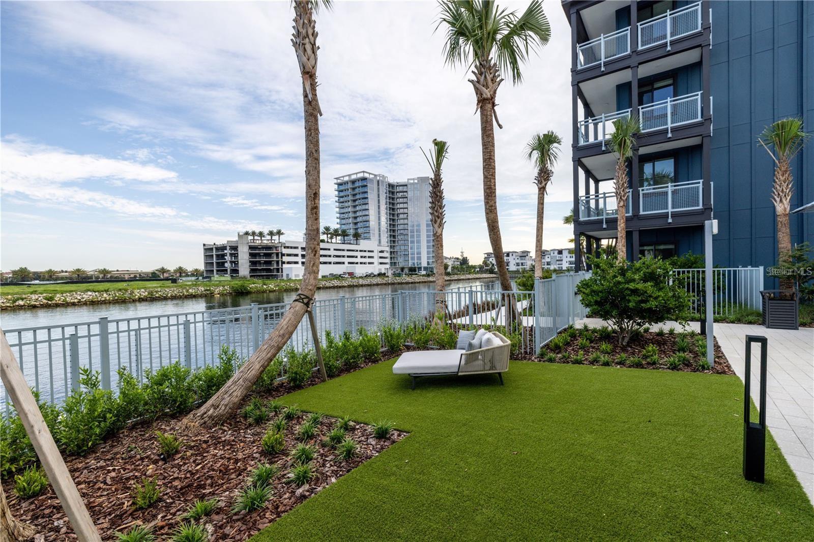 Image 13 of 68 For 5127 Tyson Avenue Th3