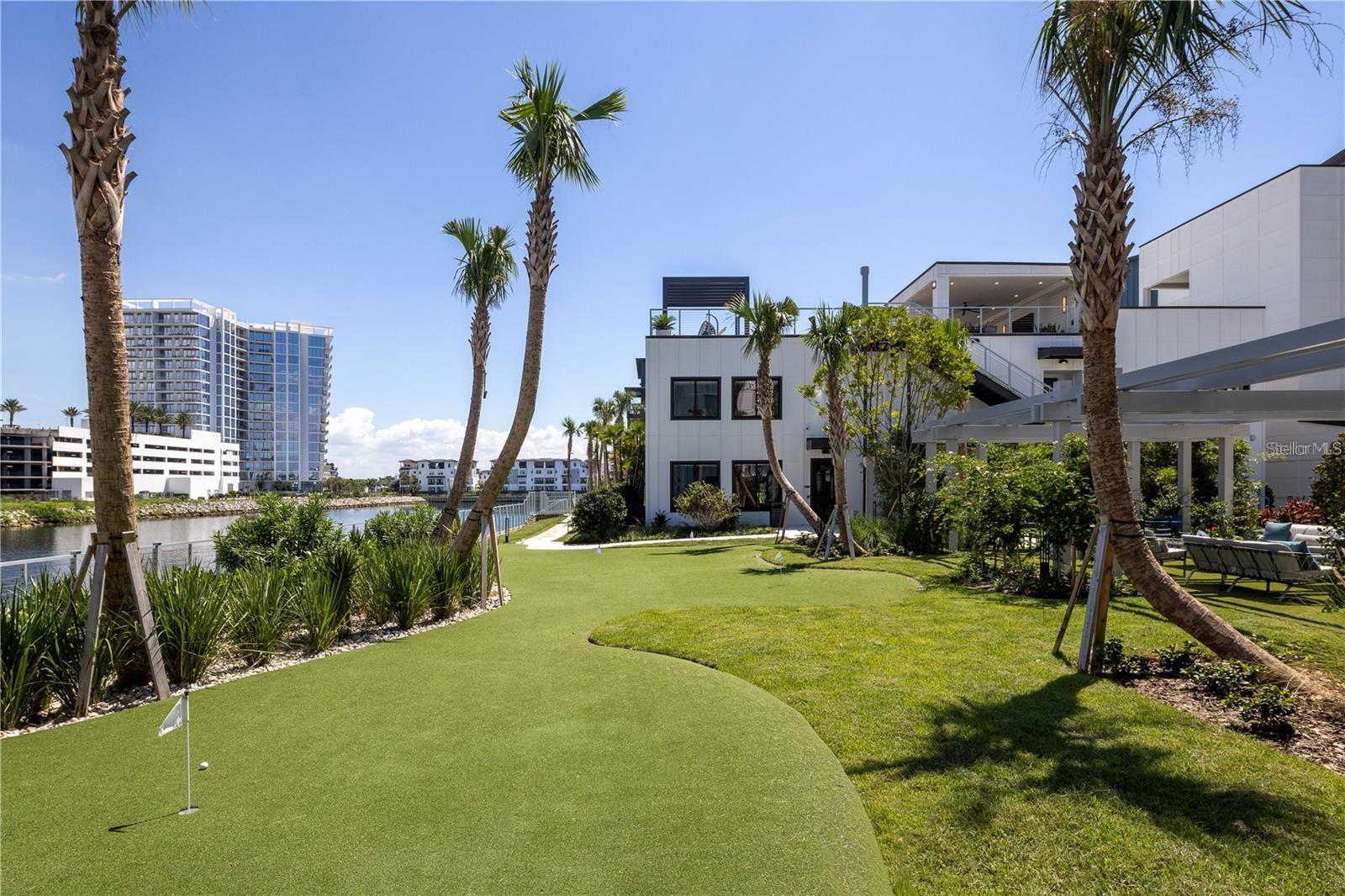 Image 25 of 68 For 5127 Tyson Avenue Th3