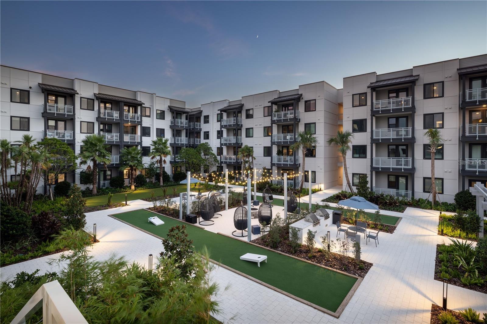 Image 30 of 68 For 5127 Tyson Avenue Th3