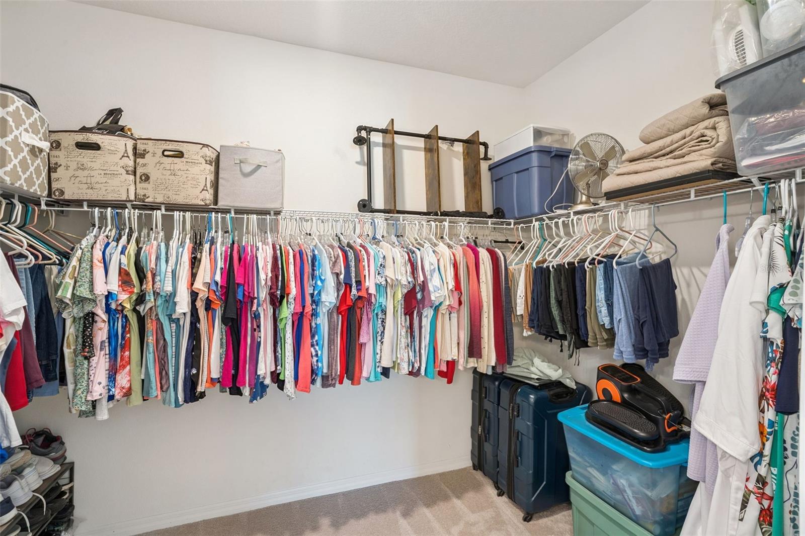 Image 17 of 75 For 17750 Blazing Star Circle