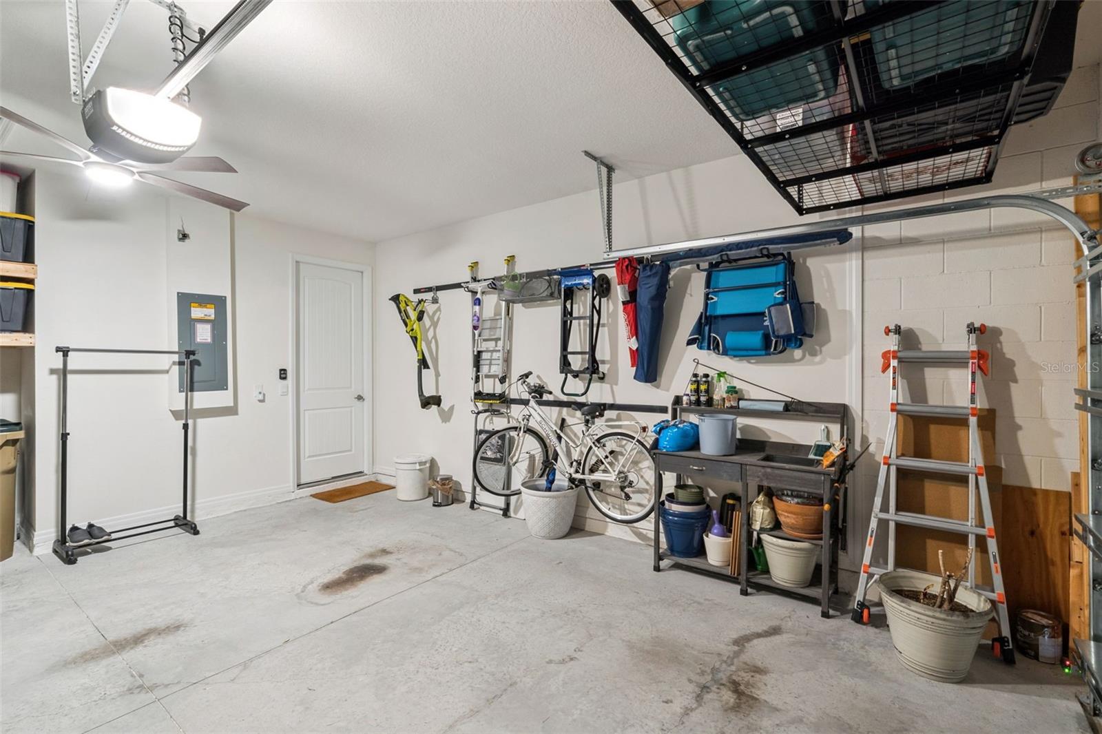 Image 23 of 75 For 17750 Blazing Star Circle