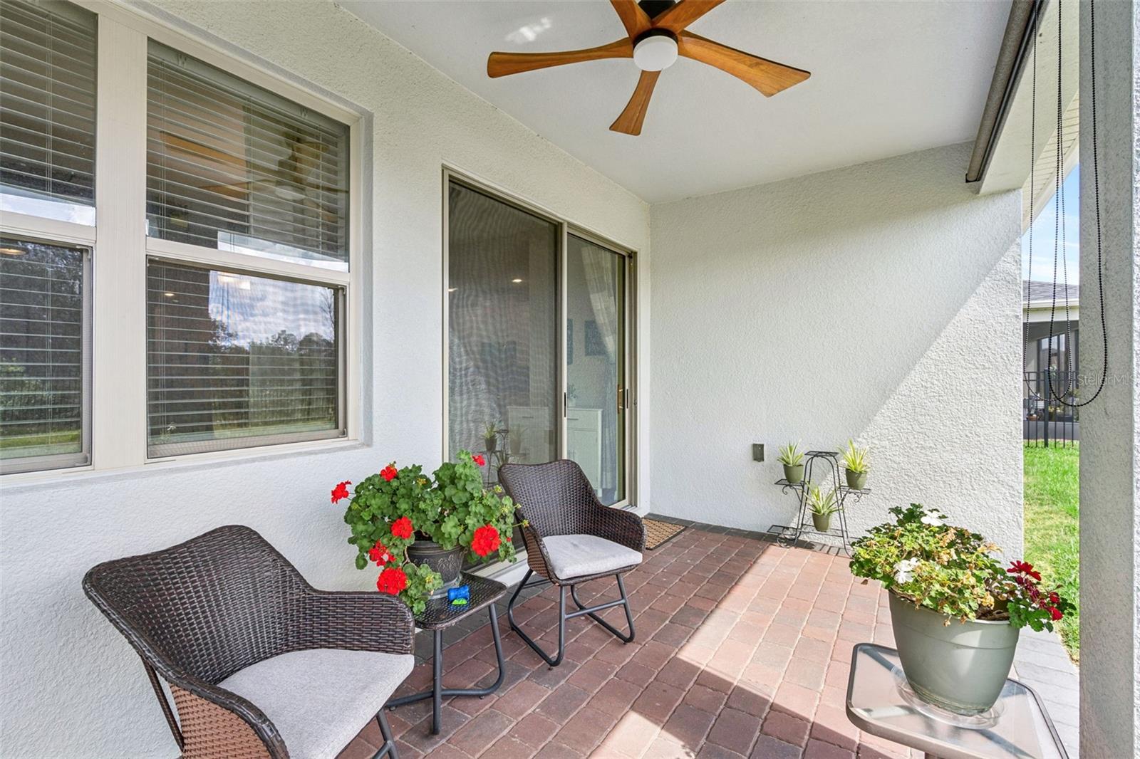 Image 26 of 75 For 17750 Blazing Star Circle