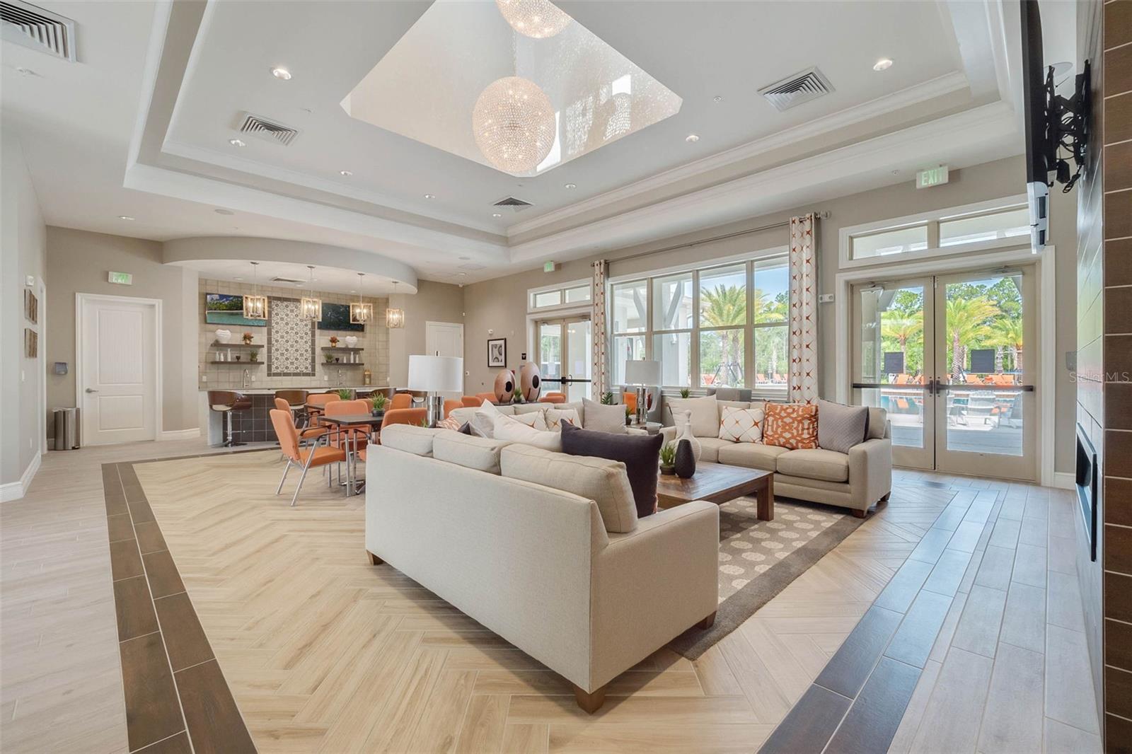 Image 43 of 75 For 17750 Blazing Star Circle