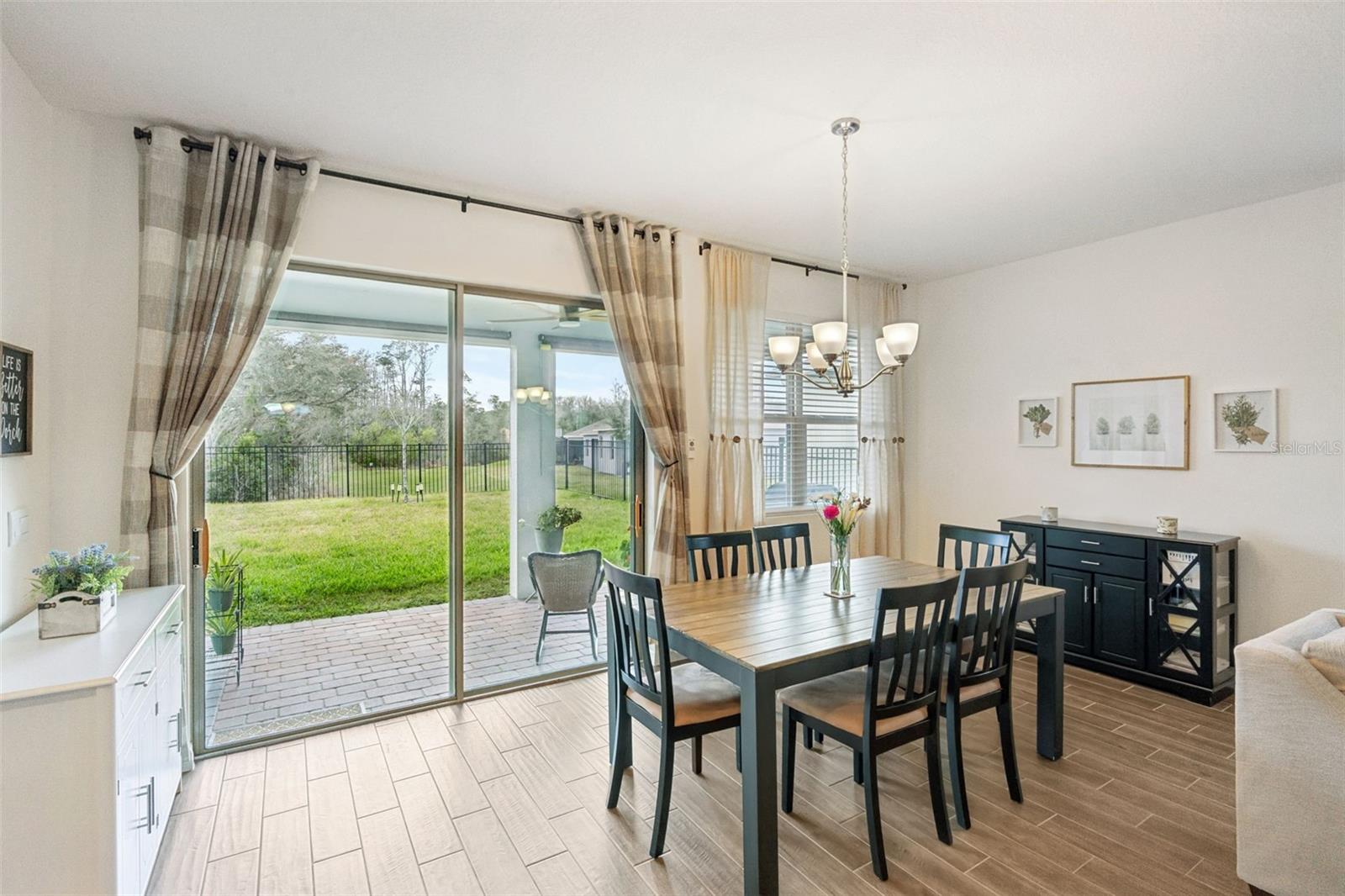 Image 8 of 75 For 17750 Blazing Star Circle