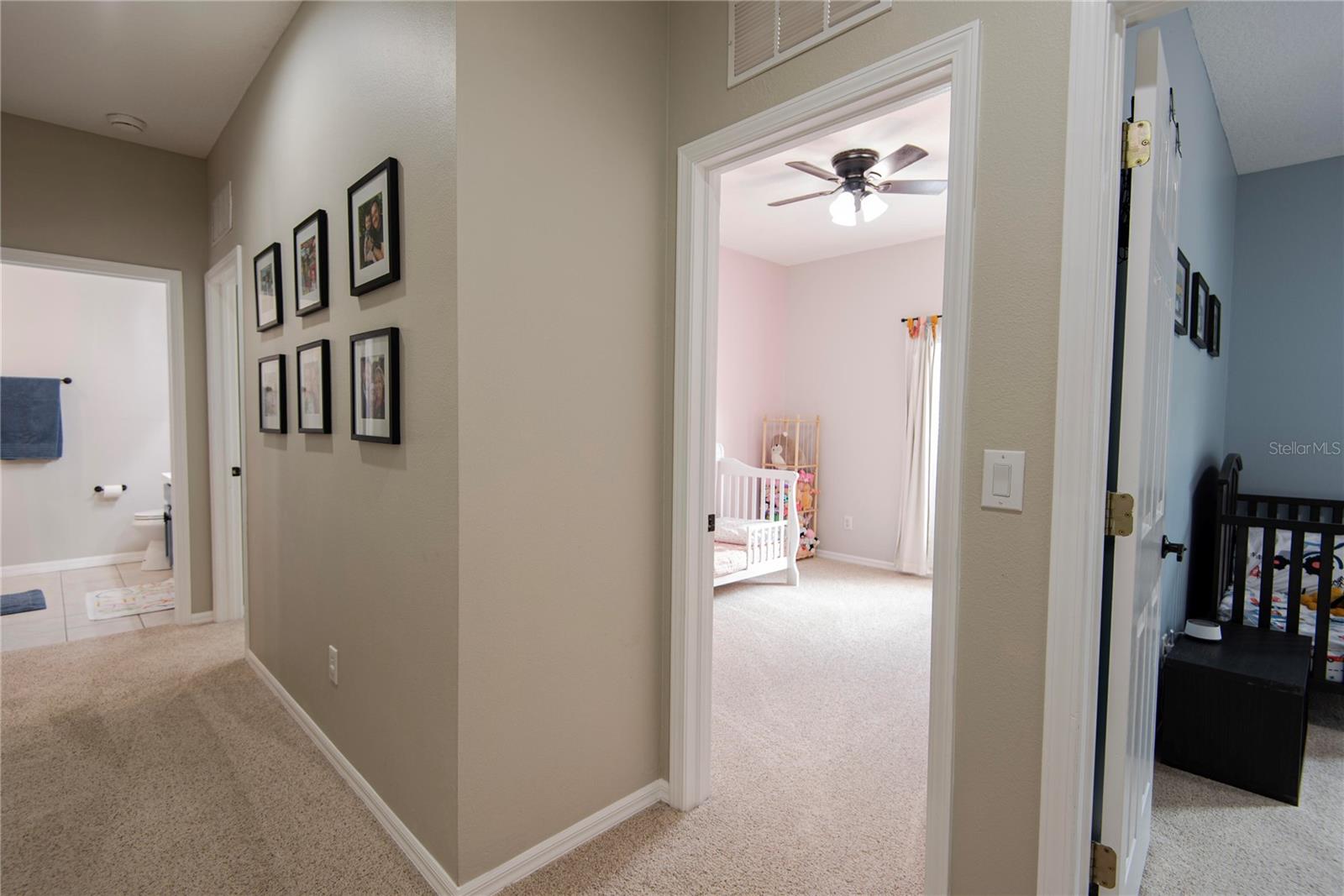 Image 22 of 37 For 23820 Hastings Way