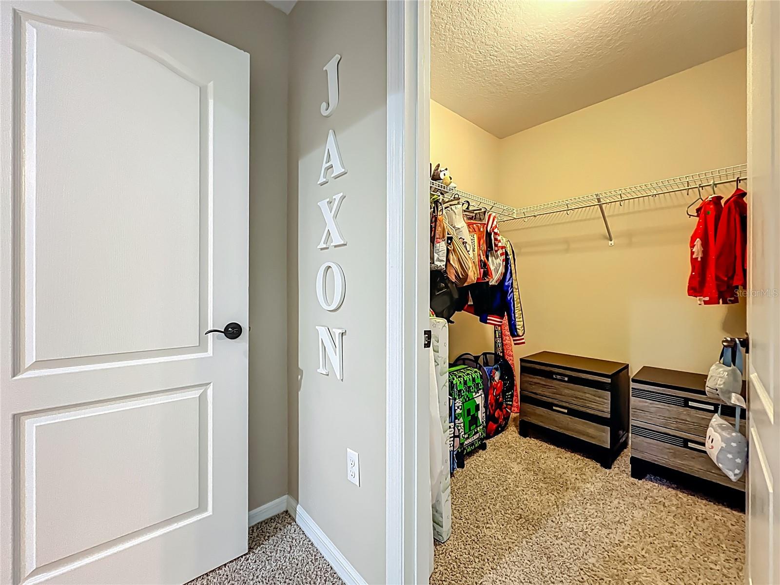 Image 33 of 43 For 10110 Armando Circle