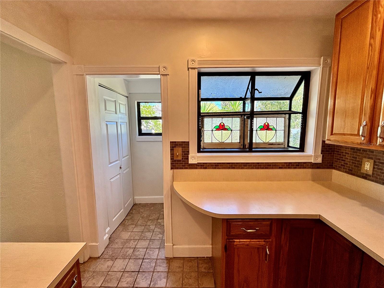 Image 19 of 63 For 211 Summerlin Avenue