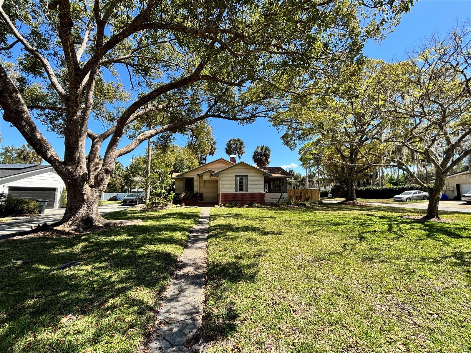 Image 62 of 63 For 211 Summerlin Avenue