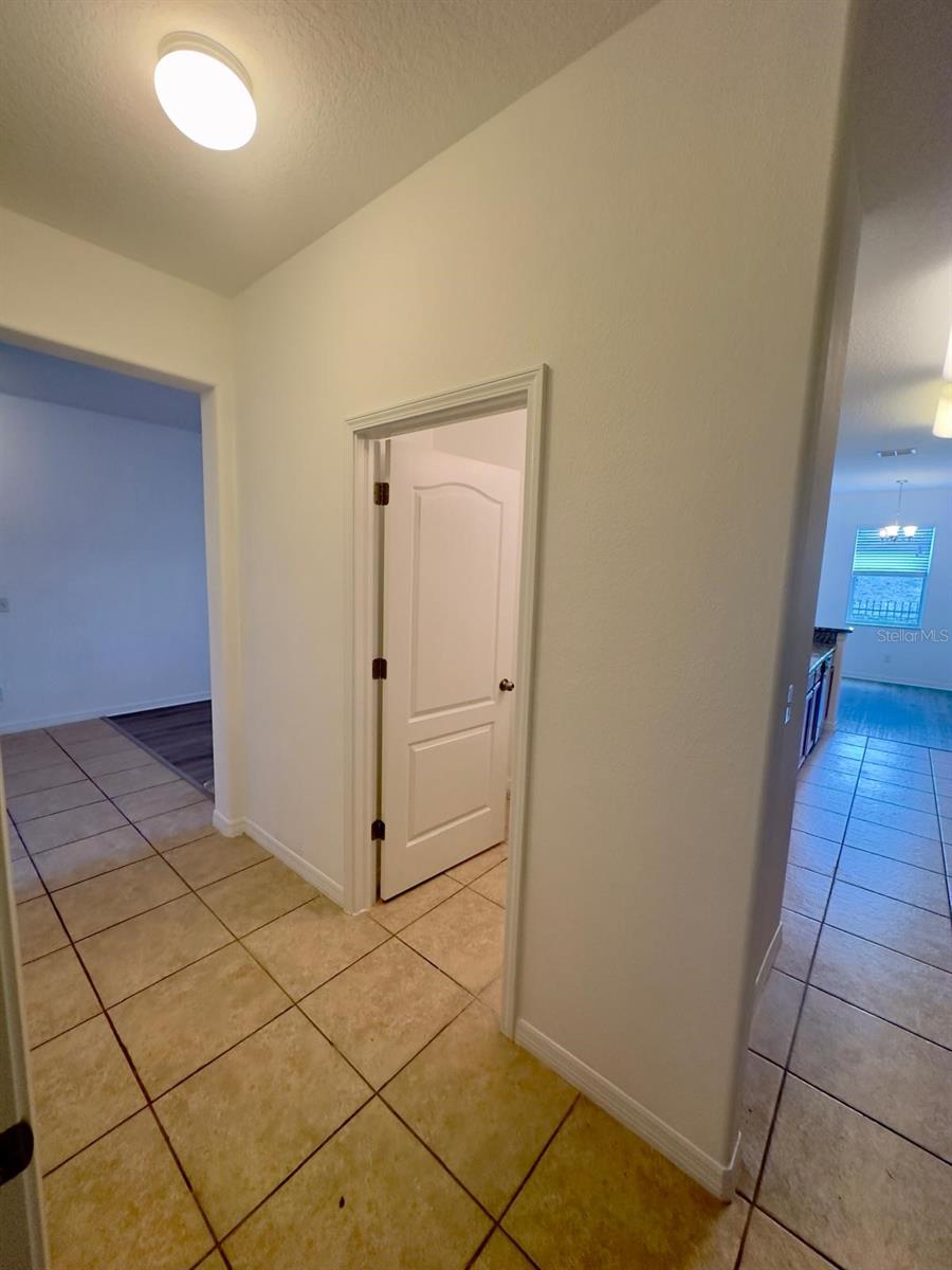 Image 22 of 32 For 1335 Priory Circle