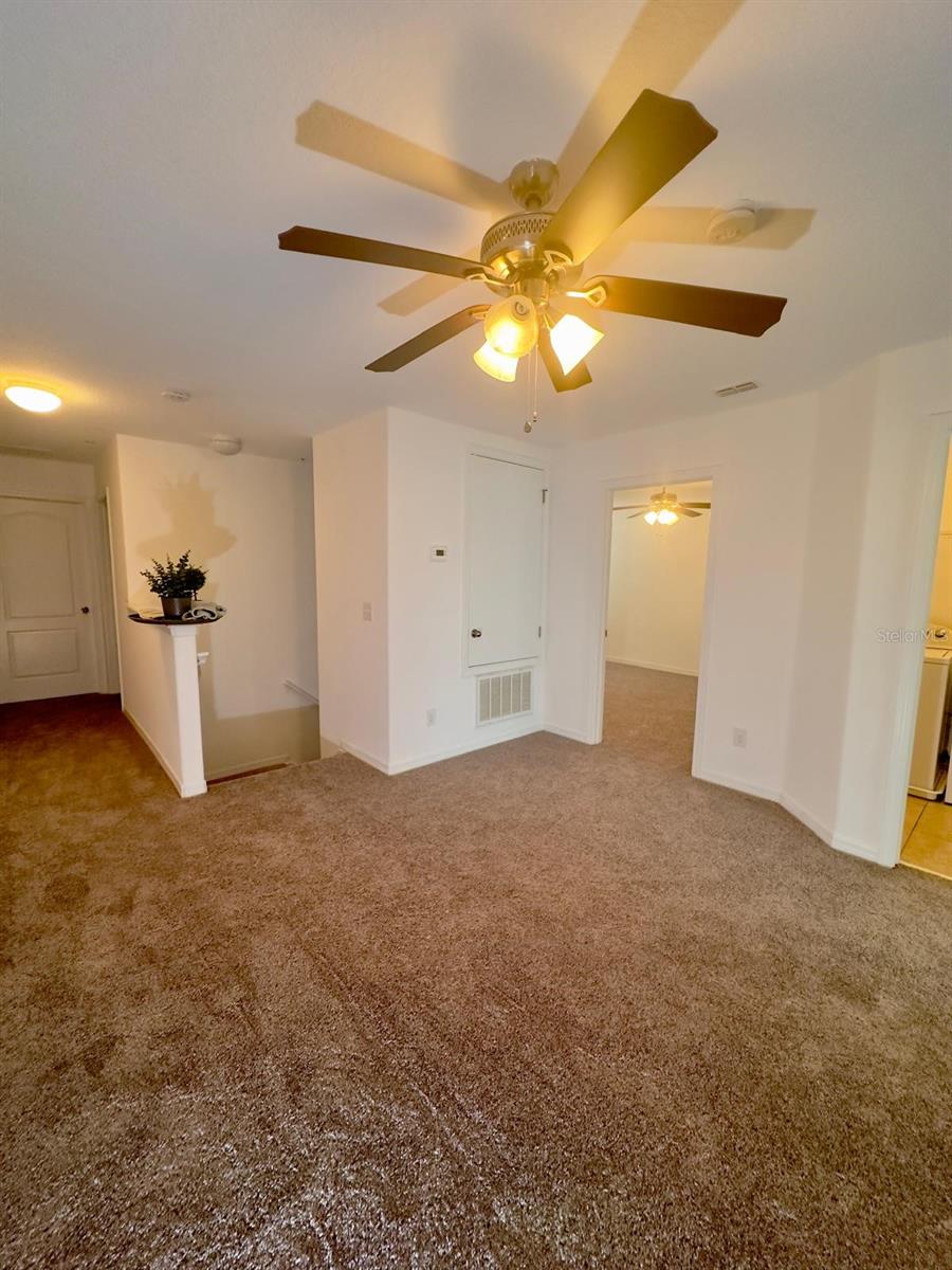 Image 7 of 32 For 1335 Priory Circle