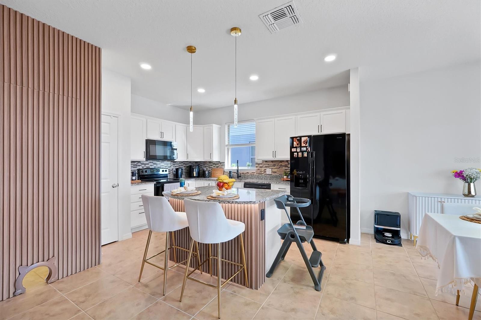 Image 11 of 55 For 1769 Cayman Cove Circle