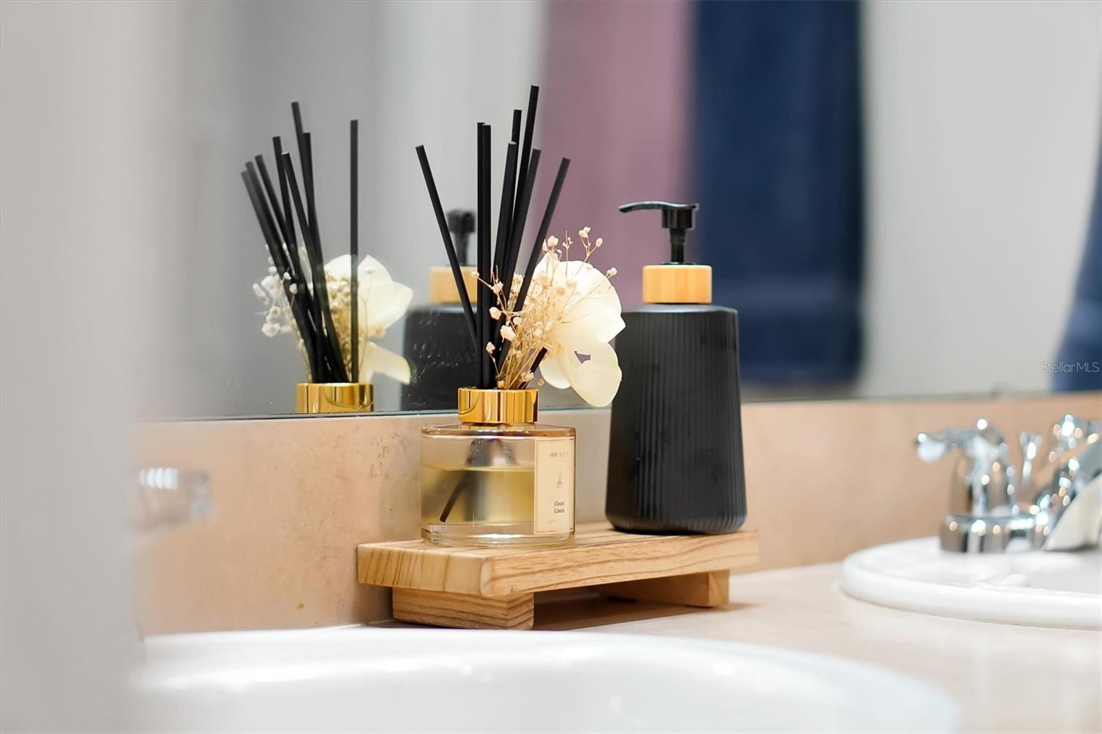 Image 27 of 55 For 1769 Cayman Cove Circle