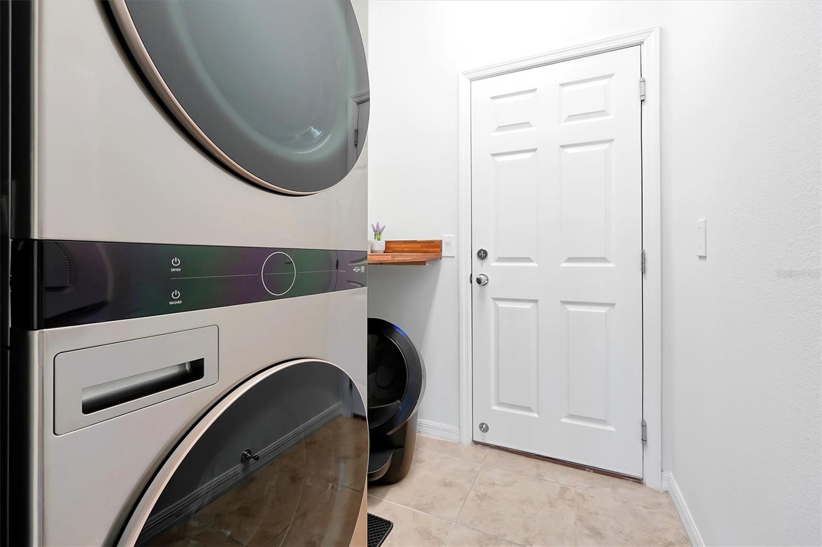 Image 36 of 55 For 1769 Cayman Cove Circle