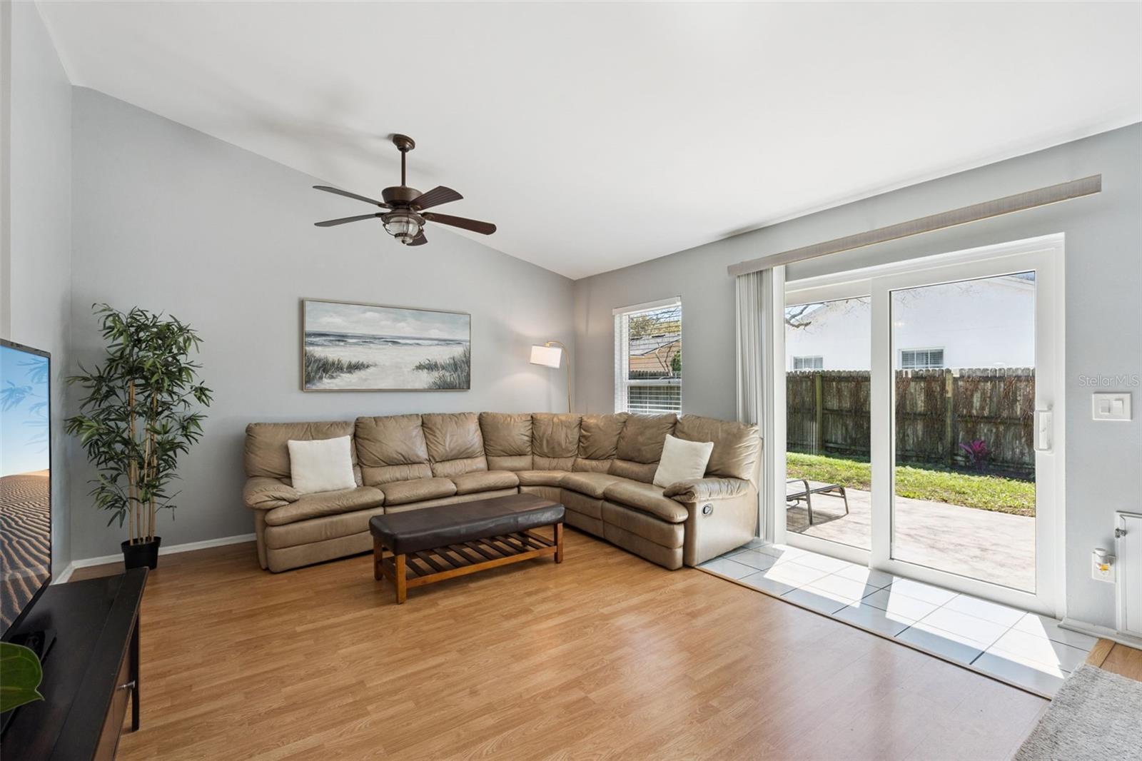 Image 8 of 31 For 7904 Dimal Court