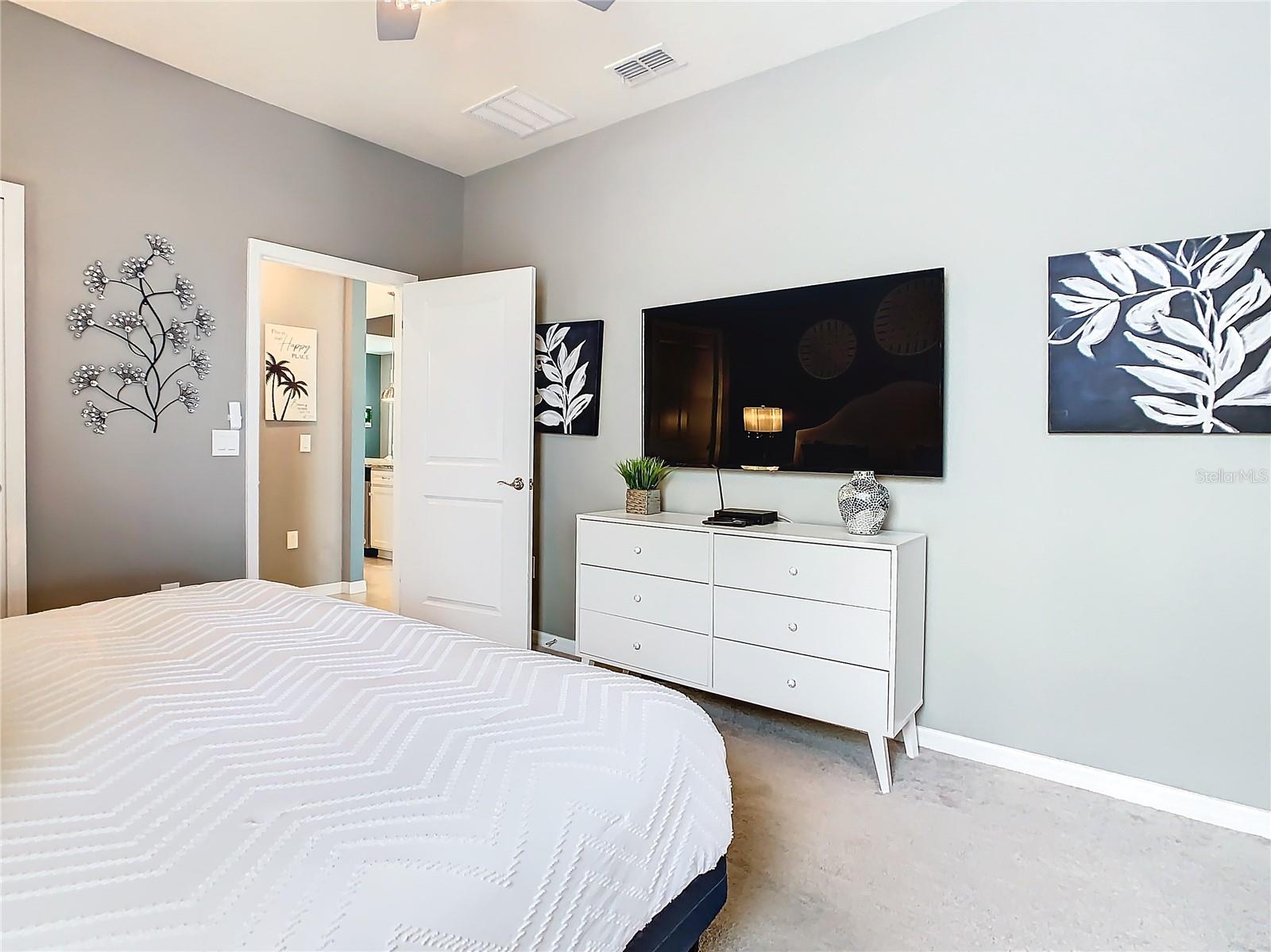 Image 24 of 58 For 3401 Lilac Way