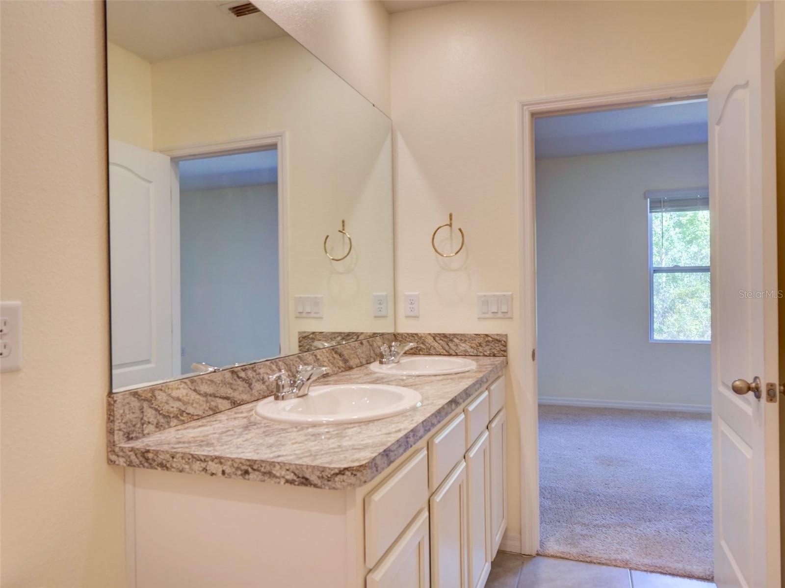 Image 30 of 51 For 1289 Yellow Finch Drive