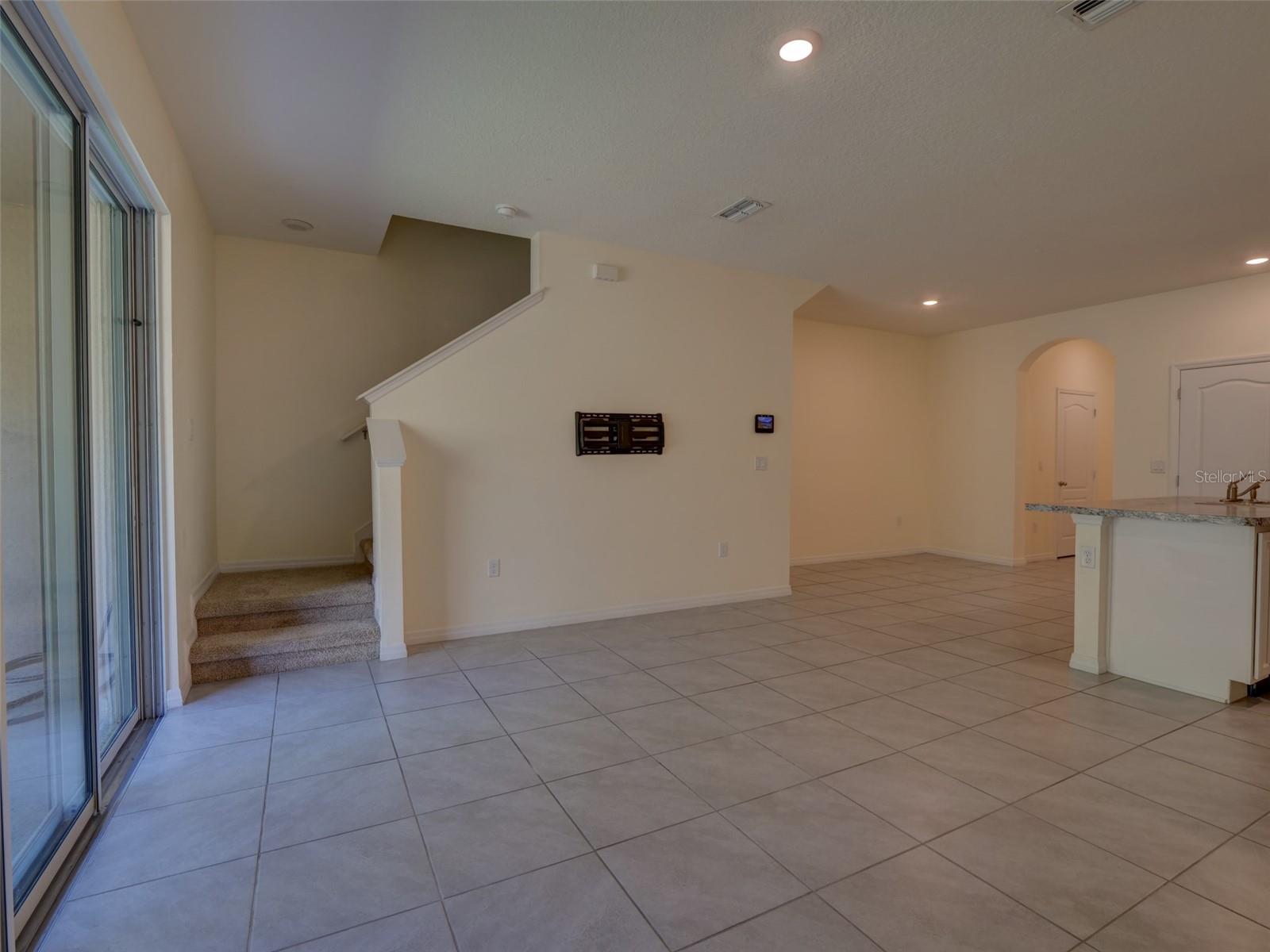 Image 6 of 51 For 1289 Yellow Finch Drive