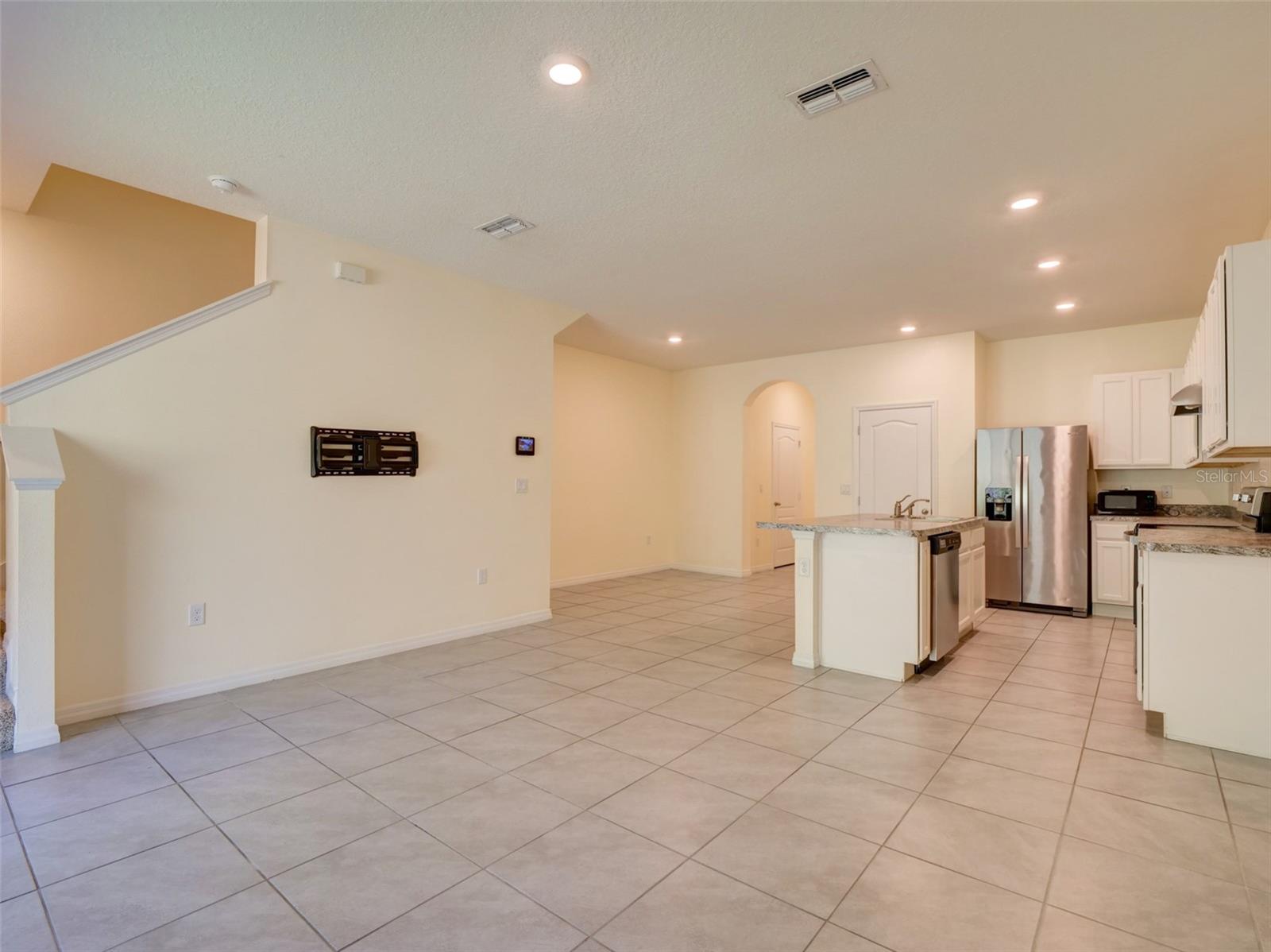 Image 8 of 51 For 1289 Yellow Finch Drive