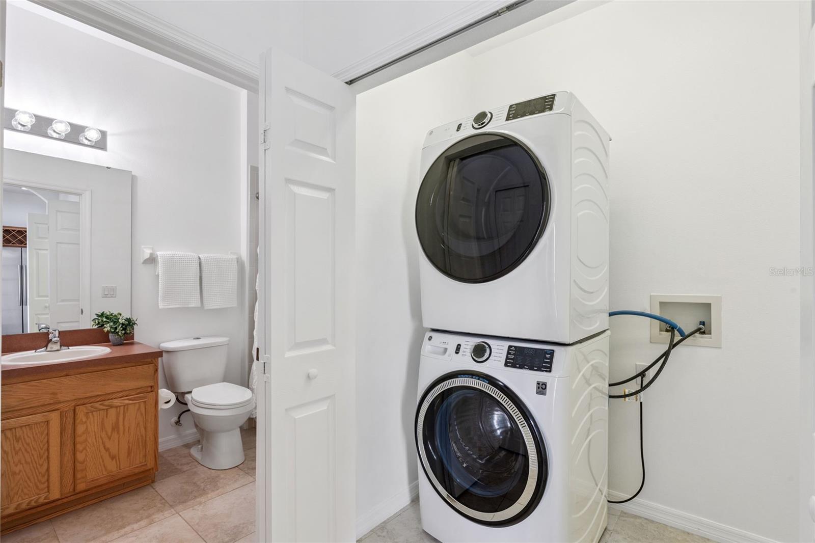 Image 22 of 29 For 14640 Golden Rain Tree Boulevard