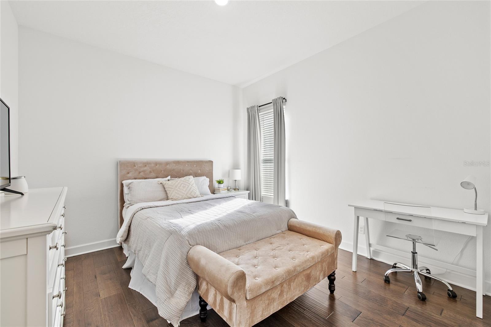 Image 10 of 63 For 13401 Granger Avenue