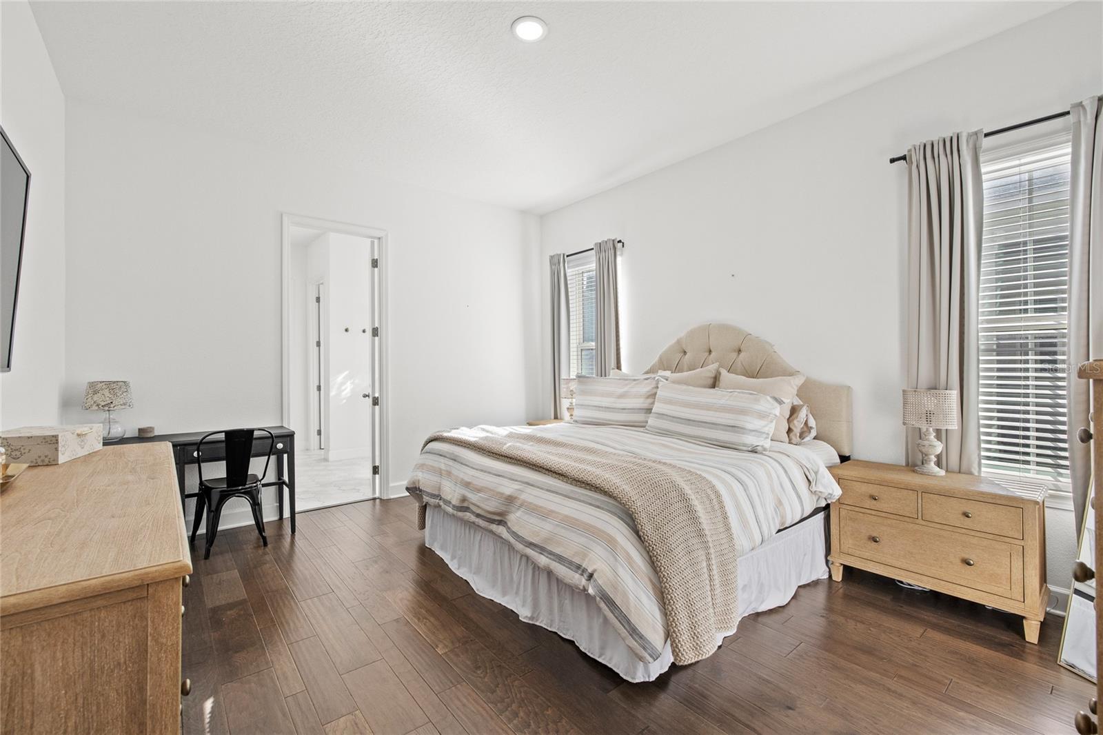 Image 14 of 63 For 13401 Granger Avenue