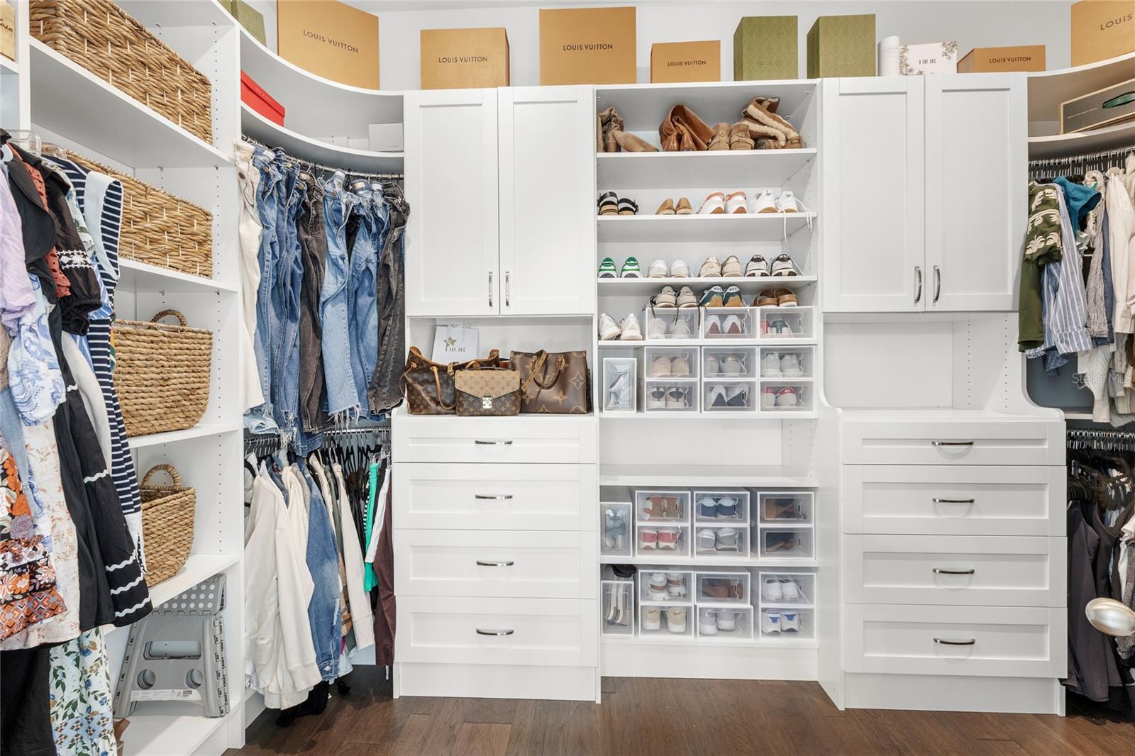 Image 18 of 63 For 13401 Granger Avenue