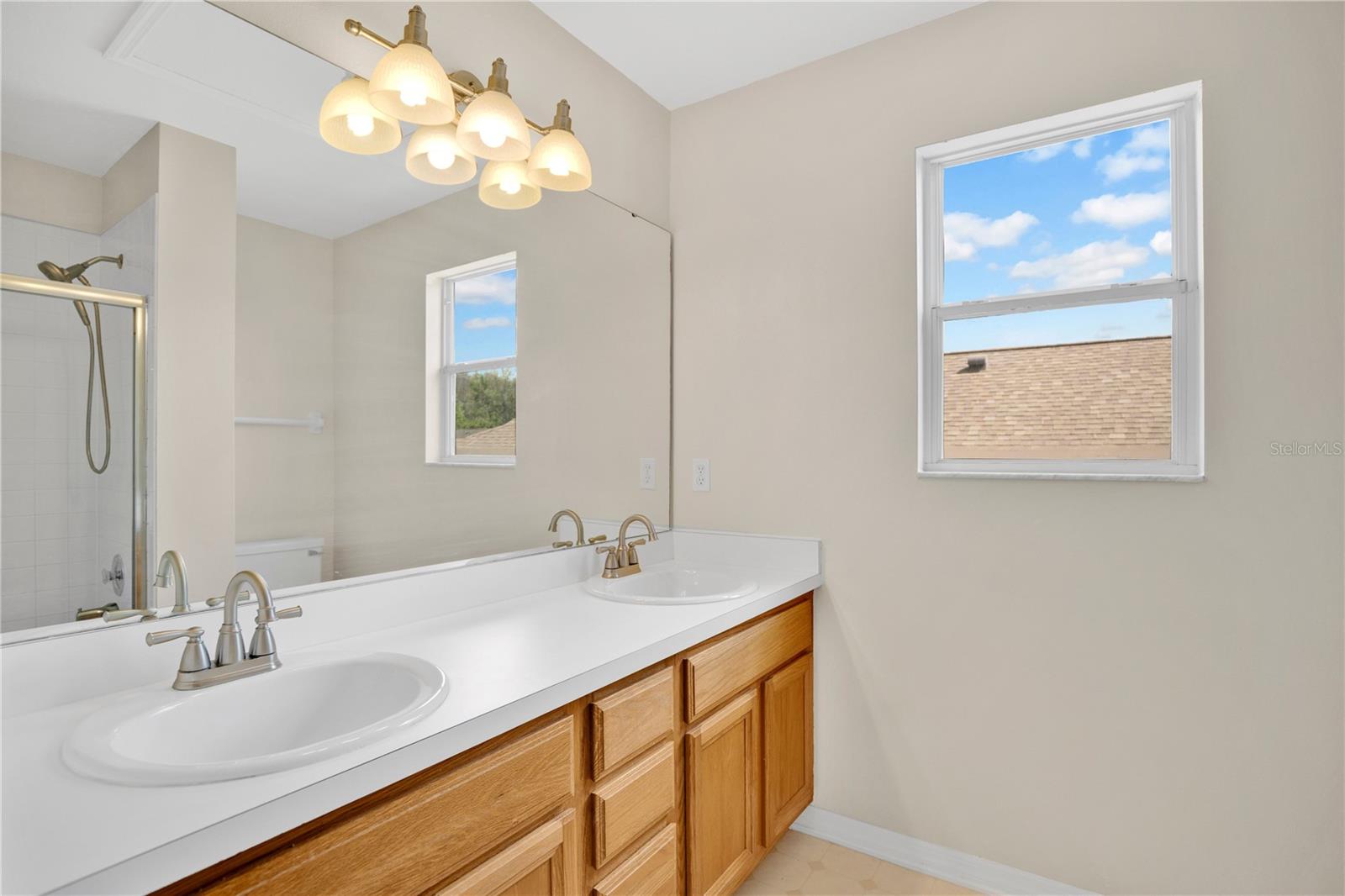 Image 21 of 33 For 13538 Fordwell Drive