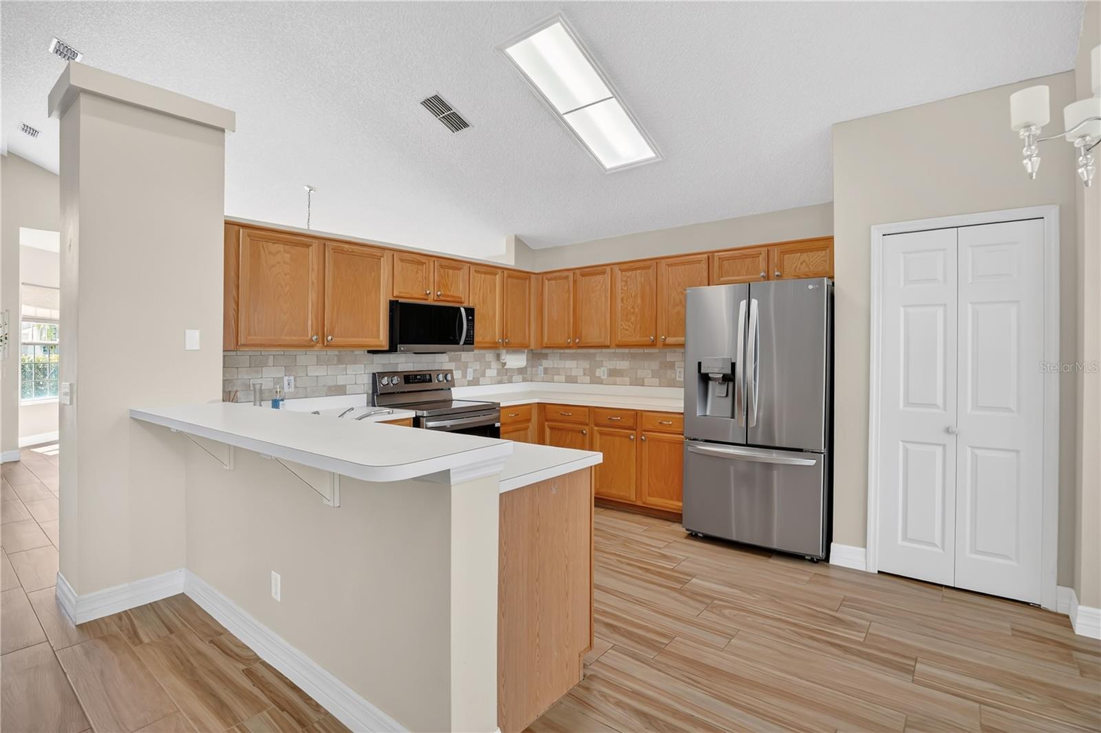 Image 7 of 33 For 13538 Fordwell Drive