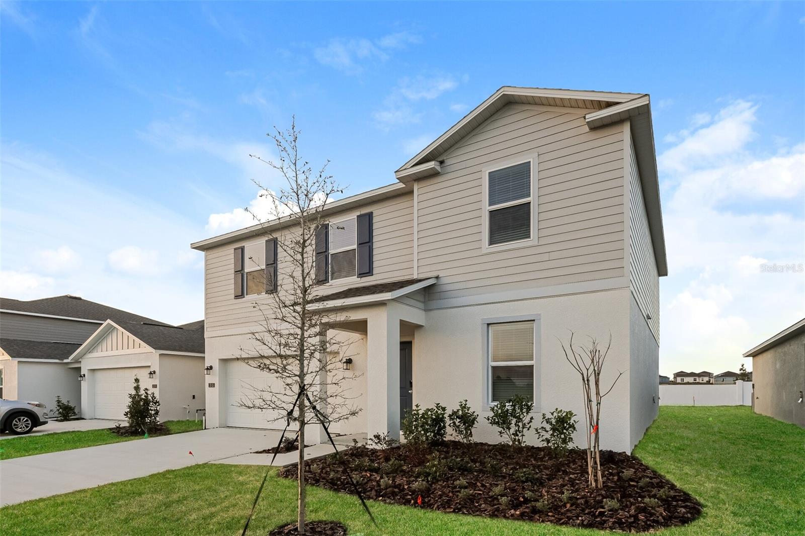 Image 3 of 27 For 315 Artemis Street