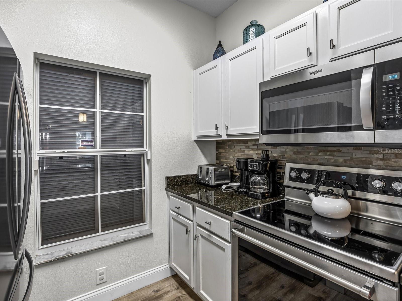 Image 10 of 29 For 4536 Alberto Circle