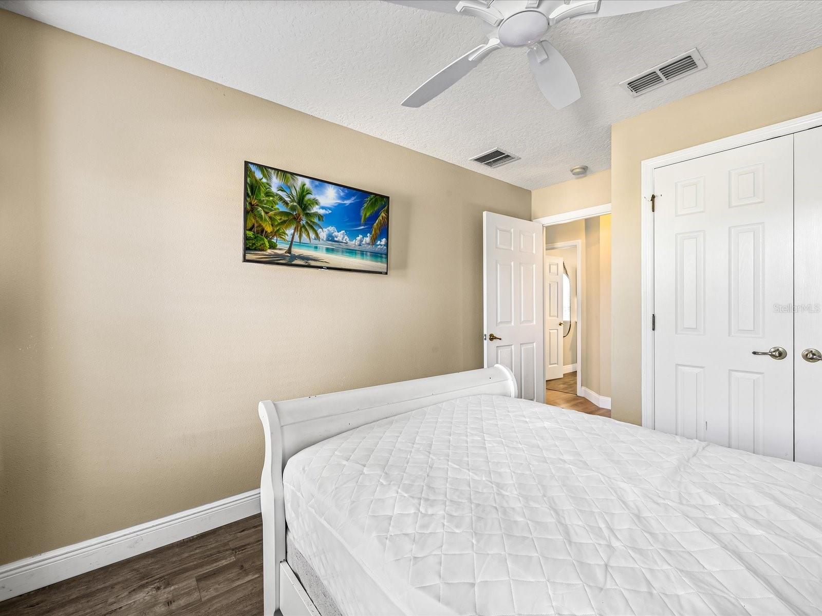 Image 14 of 29 For 4536 Alberto Circle