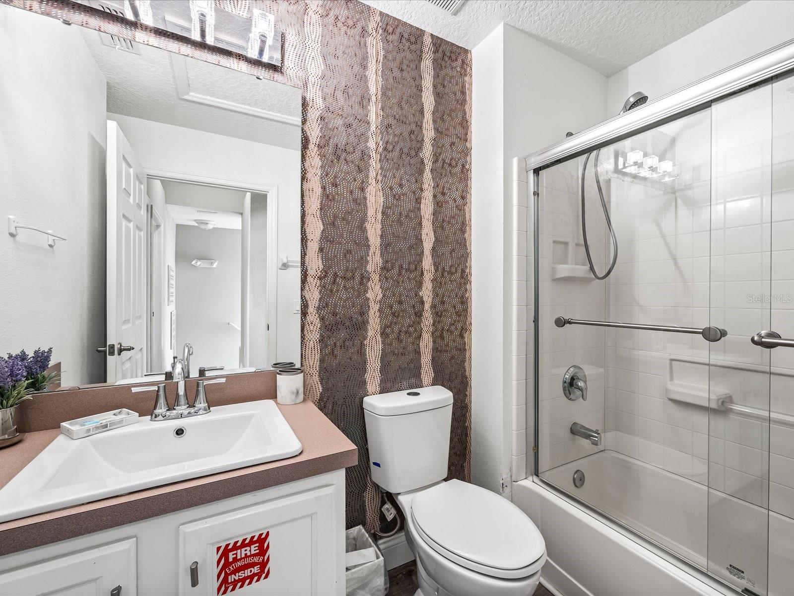 Image 17 of 29 For 4536 Alberto Circle