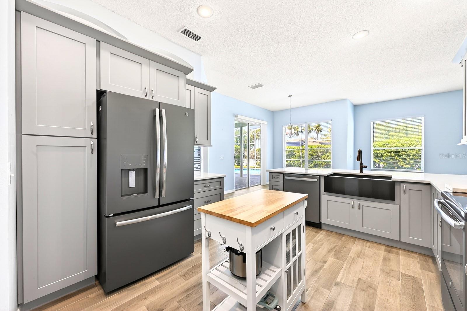 Image 10 of 46 For 129 Ballyshannon Drive