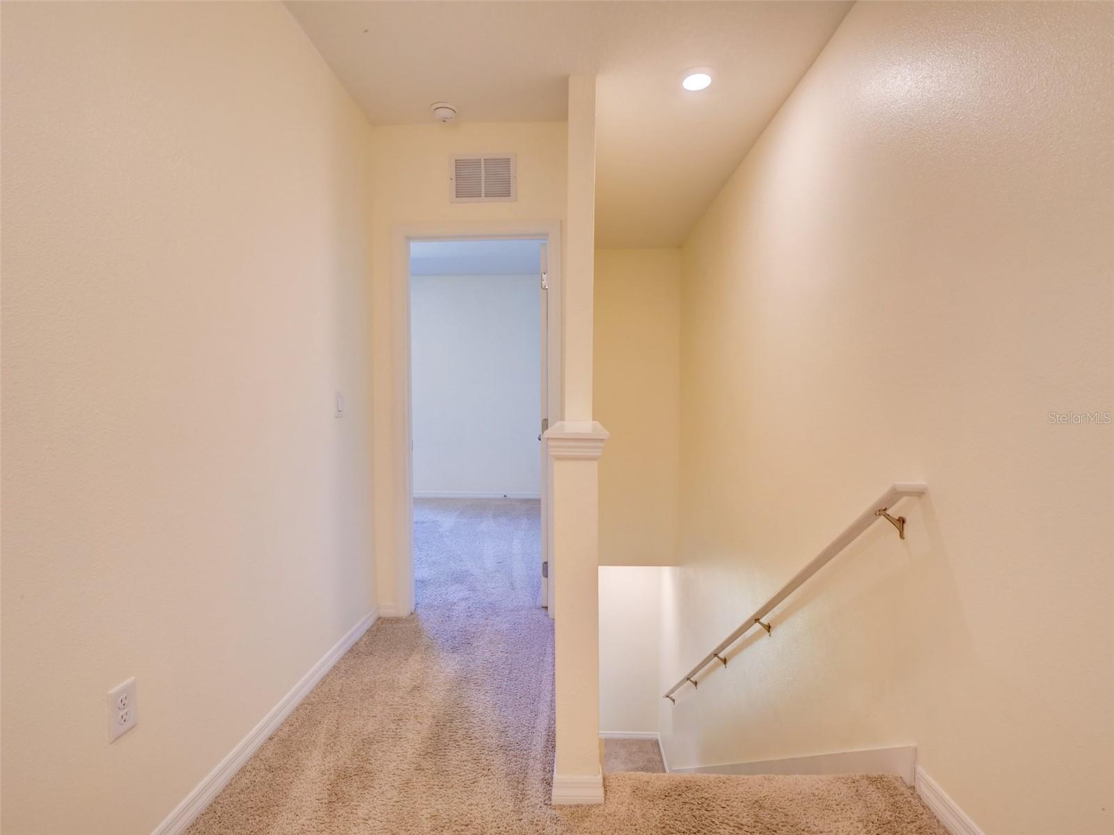 Image 21 of 46 For 1289 Yellow Finch Drive