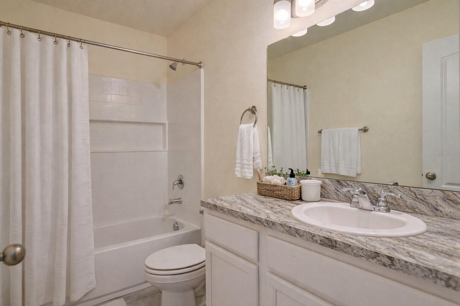 Image 28 of 46 For 1289 Yellow Finch Drive