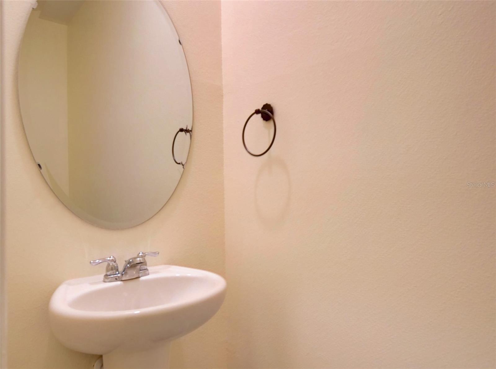 Image 32 of 46 For 1289 Yellow Finch Drive