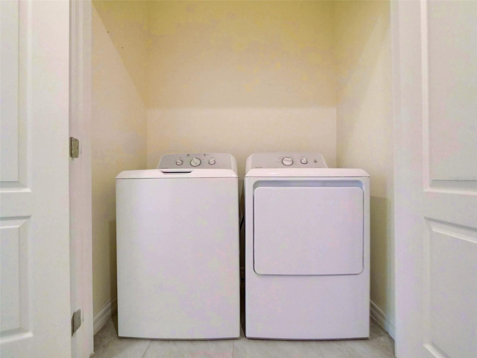 Image 33 of 46 For 1289 Yellow Finch Drive